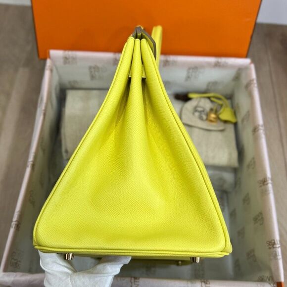 100% Authentic Hermès Epsom Birkin 35 Lime GHW Stamp Q - Picture 6 of 11